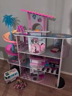 Groot LOL poppenhuis met camper, Kinderen en Baby's, Speelgoed | Poppenhuizen, Ophalen, Zo goed als nieuw, Poppenhuis