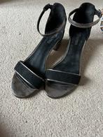 Schoenen, Ophalen of Verzenden, Zo goed als nieuw, Zwart, Sneakers of Gympen