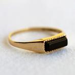 Vintage 9K gouden solitaire ring met onyx - 16,75, Ophalen of Verzenden, Met edelsteen, Dame, Goud