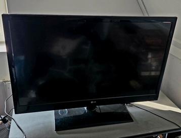 Nette LG televisie 42 inch beschikbaar voor biedingen