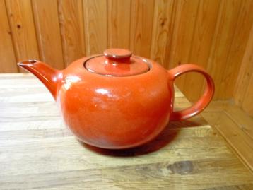 Friesland Ceracron Oranje theepot, schotels etc beschikbaar voor biedingen