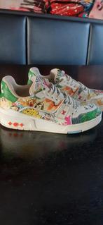 LV Trainer Comics - Maat 40 - Zeer Goede Staat!, Overige kleuren, Ophalen of Verzenden, Louis Vuitton, Sneakers of Gympen
