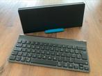 Logitech toetsenbord voor iPad / tablet, incl. standaard, Computers en Software, Toetsenborden, Ophalen of Verzenden, Qwerty, Zo goed als nieuw