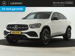 Mercedes-Benz GLC Coupé 300e 4-MATIC AMG-Line | Night Pakke, Auto's, Mercedes-Benz, Automaat, 4 cilinders, Wit, Plug-in hybride