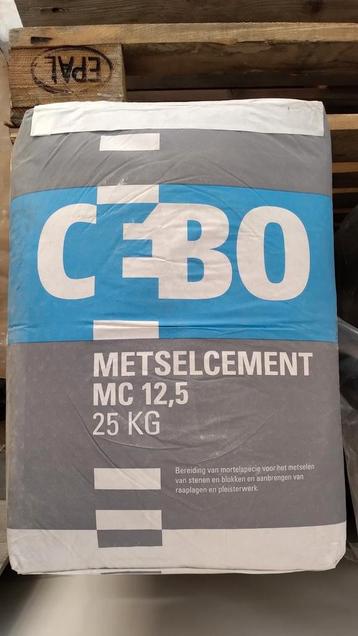 Nieuw CEBO Metselcement MC12,5 – 7 zakken van 25kg beschikbaar voor biedingen