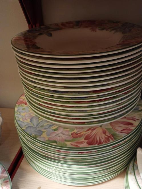 Royal Albert Fonteyn, Antiek en Kunst, Antiek | Servies compleet, Ophalen of Verzenden
