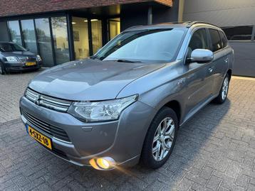 Mitsubishi Outlander 2.0 PHEV Instyle SCHUIFDAK LEDER TREKHA beschikbaar voor biedingen