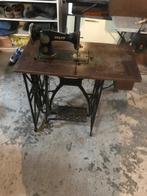 authentieke en antieke naaimachine, Ophalen, Gebruikt