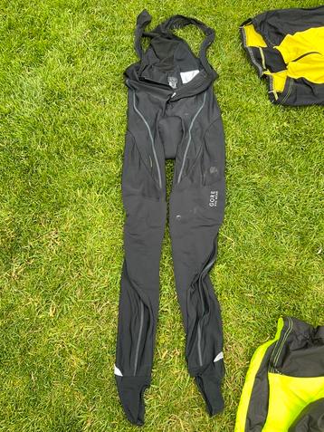 Lange wielrenner broek beschikbaar voor biedingen