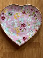 Pip Studio servies Harten Hartjes borden 21 cm roze wit, Overige typen, Ophalen of Verzenden, Zo goed als nieuw, Overige stijlen