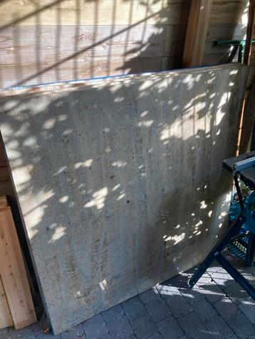 Houten platen 114x114 cm. beschikbaar voor biedingen