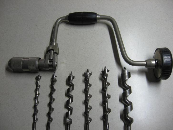 Booromslag handboor Flott met set grote slangenboren izgst, Antiek en Kunst, Antiek | Gereedschap en Instrumenten, Ophalen of Verzenden