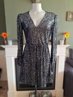 Rinascimento paillet glitter jurk S 36 gratis verz, Kleding | Dames, Jurken, Verzenden, Zwart, Rinascimento, Zo goed als nieuw