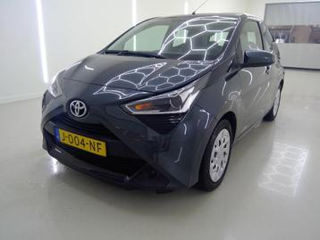 Toyota Aygo 1.0 VVT-i x-play beschikbaar voor biedingen