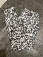 Broek tijger print maat 42, Kleding | Dames, Ophalen, Zo goed als nieuw, Maat 38/40 (M), Lang