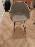 Schommelstoel, Zo goed als nieuw, Ophalen, Hout, Eén