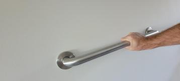 Stevige Wandbeugels Roestvrijstaal, 60cm. NIEUW IN DOOS beschikbaar voor biedingen