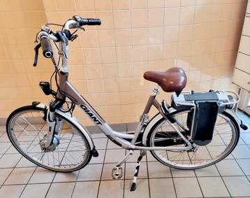 Giant  Twist dames fiets  beschikbaar voor biedingen