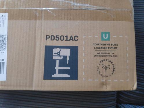 Nieuw in doos, onuitgepakt kolomboor PD501AC 900W, Doe-het-zelf en Verbouw, Gereedschap | Boormachines, Nieuw, Kolomboormachine