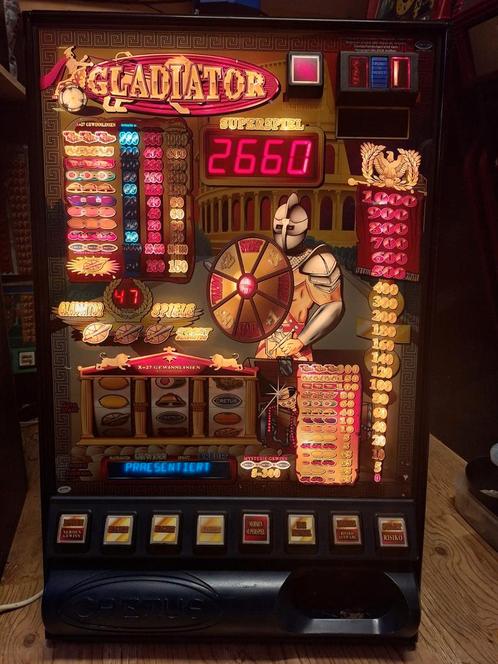 Gladiator wandgokkast Cretus, Verzamelen, Automaten | Gokkasten en Fruitautomaten, Gebruikt, Met sleutels, Ophalen