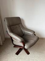 Vintage Lederen lounge stoel grijs, Ophalen, Zo goed als nieuw, Leer, 50 tot 75 cm