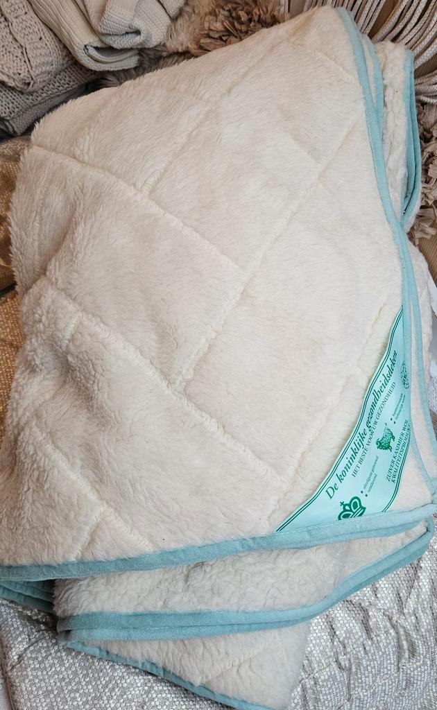 Koninklijke gezondheidsdeken Kasjmier wol dubbel vintage, Huis en Inrichting, Slaapkamer | Beddengoed, Zo goed als nieuw, Deken of Dekbed