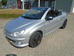 Peugeot 206 CC 1.6-16V Nieuwe Apk, Auto's, Peugeot, Stof, Zwart, 4 cilinders, Cabriolet