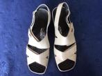 Nieuwe witte sandaaltjes , maat 38, Ophalen of Verzenden, Nieuw, Wit, Sandalen of Muiltjes