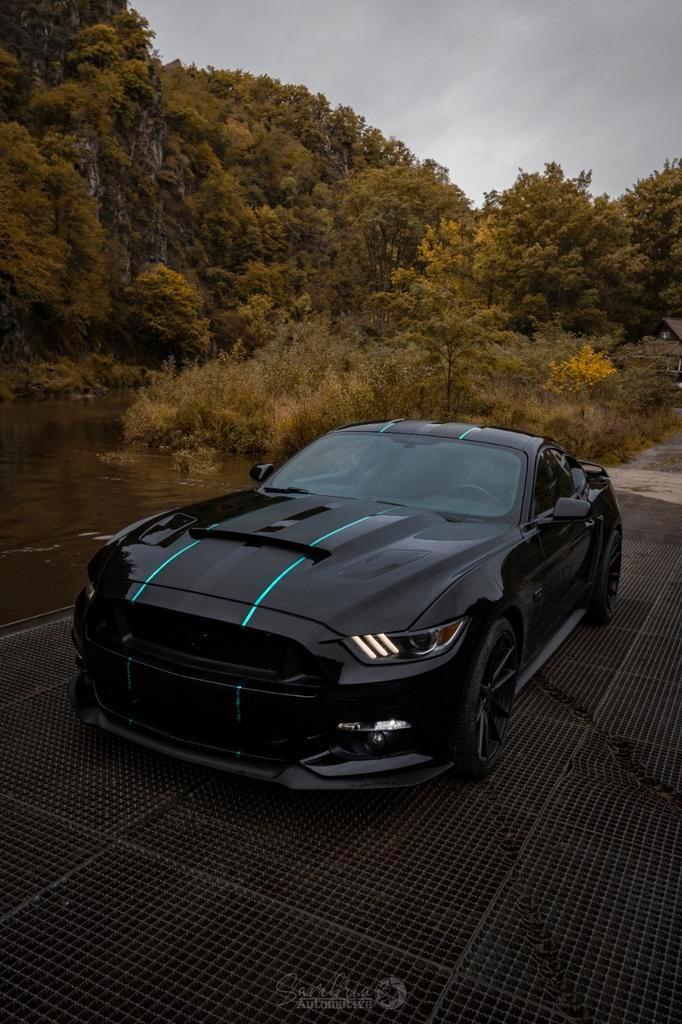 v8 ford mustang te huur voor gala's, Diensten en Vakmensen, Verhuur | Auto en Motor, Trouwauto, Met chauffeur