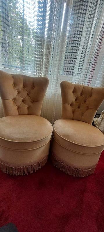 Boudoirstoel met franjes