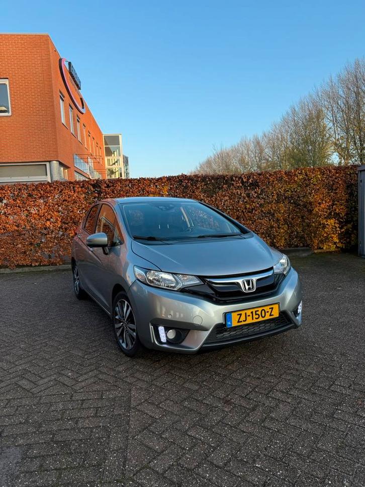 Honda Jazz 1.3 I-vtec 102pk 2016 Grijs, Auto's, Honda, Bedrijf, Jazz, Benzine, D, Hatchback, Handgeschakeld, Geïmporteerd, Zilver of Grijs
