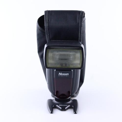 Nissin Di700A flitser, Audio, Tv en Foto, Fotografie | Flitsers, Zo goed als nieuw