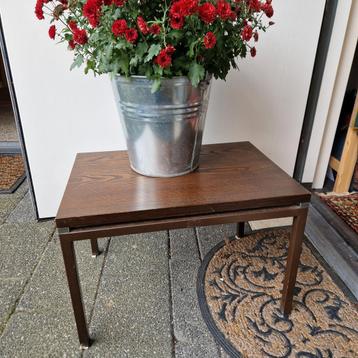 Tafeltje - 35x50x34 cm beschikbaar voor biedingen