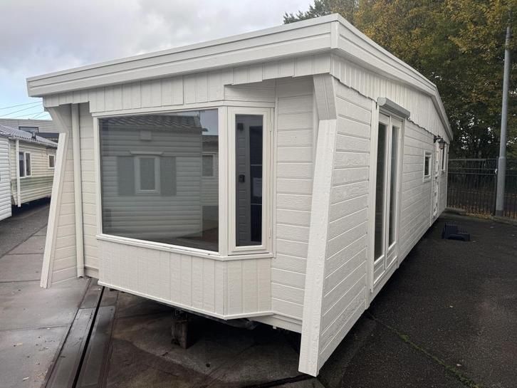 Saricar Chalet 12 x 3.70 m CV Airco, Caravans en Kamperen, Stacaravans