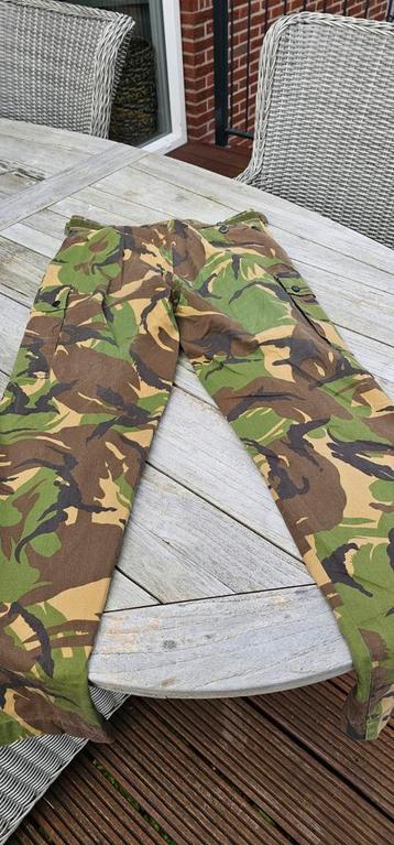 2 x legerbroek zomer maat 40 beschikbaar voor biedingen