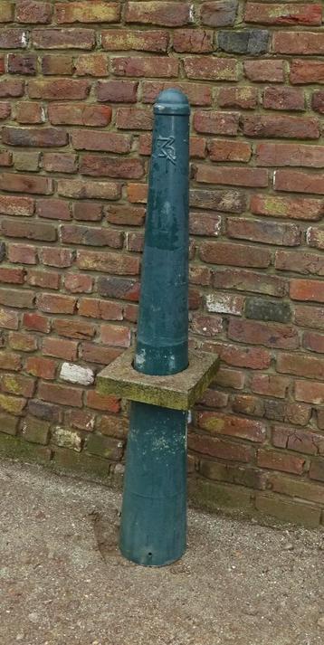 origineel hagenaartje stootpaal uit den haag gemeentepaal beschikbaar voor biedingen