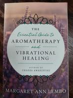 The essential guide to aromatherapy and vibrational healing, Ophalen of Verzenden, Zo goed als nieuw, Spiritualiteit algemeen