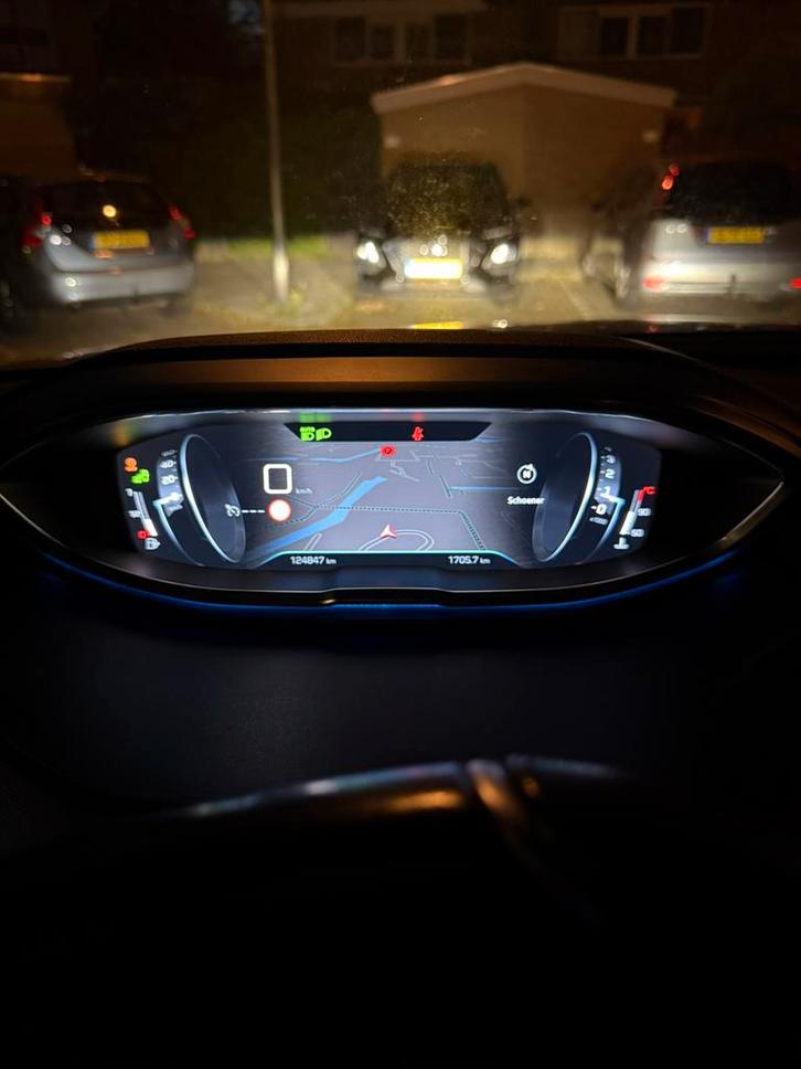 Peugeot 5008 1.2 Puretech 130pk S&S Advanced Grip Control, Auto's, Peugeot, Benzine, A, SUV of Terreinwagen, Handgeschakeld, Origineel Nederlands