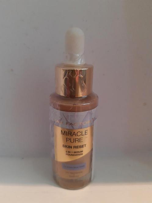 Max Factor Miracle Pure Skin Reset 60-80 Light to Medium, Sieraden, Tassen en Uiterlijk, Uiterlijk | Cosmetica en Make-up, Nieuw