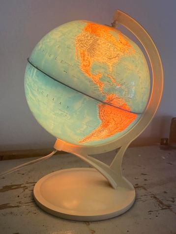 Vintage Lief Klein Wereldbol Lampje beschikbaar voor biedingen