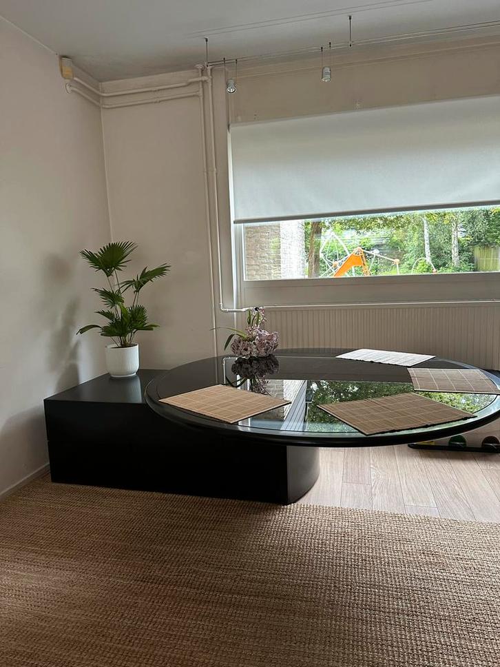 Draaibare design eettafel met gebruikssporen, Huis en Inrichting, Tafels | Eettafels, Gebruikt, 100 tot 150 cm, Vier personen