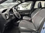 Toyota Yaris 1.5 Hybrid Premium Zeer Luxe, o.a. Panoramadak,, Gebruikt, Euro 6, 4 cilinders, Blauw