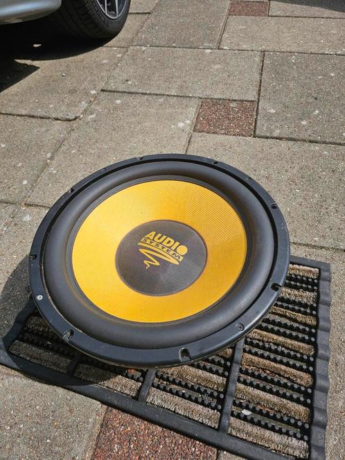 Audio System 15 inch Subwoofer dubbelspoels, Auto diversen, Autospeakers, Zo goed als nieuw, Ophalen