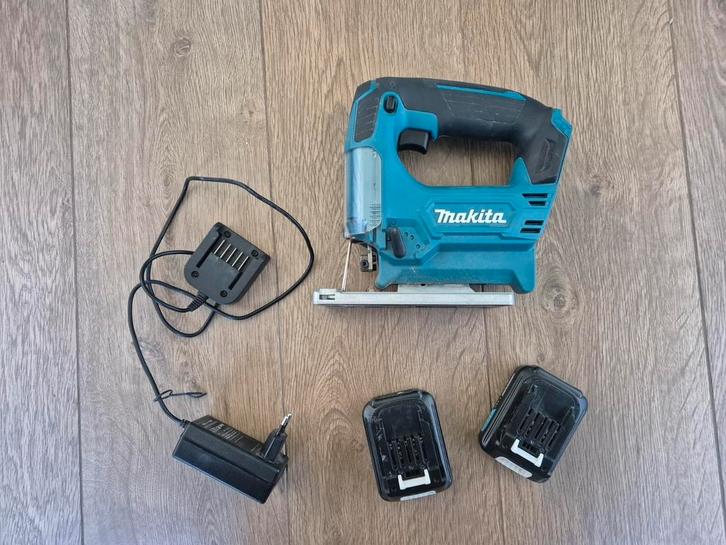 Makita jv101d accu zaagmachine inclusief accu, Doe-het-zelf en Verbouw, Gereedschap | Zaagmachines, Zo goed als nieuw, Decoupeerzaag