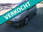 Renault Scénic verkocht, Stof, Gebruikt, 1225 kg, 4 cilinders