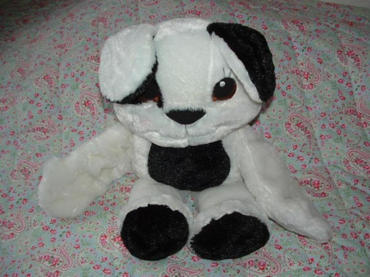 HUG A LOTS HOND PLUCHE WIT MET ZWARTE VOORKANT LIJFJE, Kinderen en Baby's, Speelgoed | Knuffels en Pluche, Nieuw, Overige typen