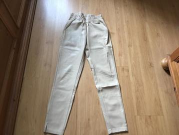 Beige nep leren broek van Ambika maat M beschikbaar voor biedingen