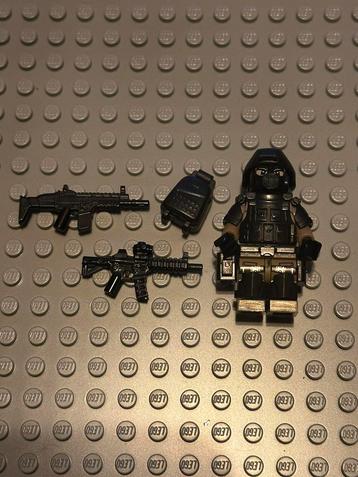 Custom Army figure  beschikbaar voor biedingen