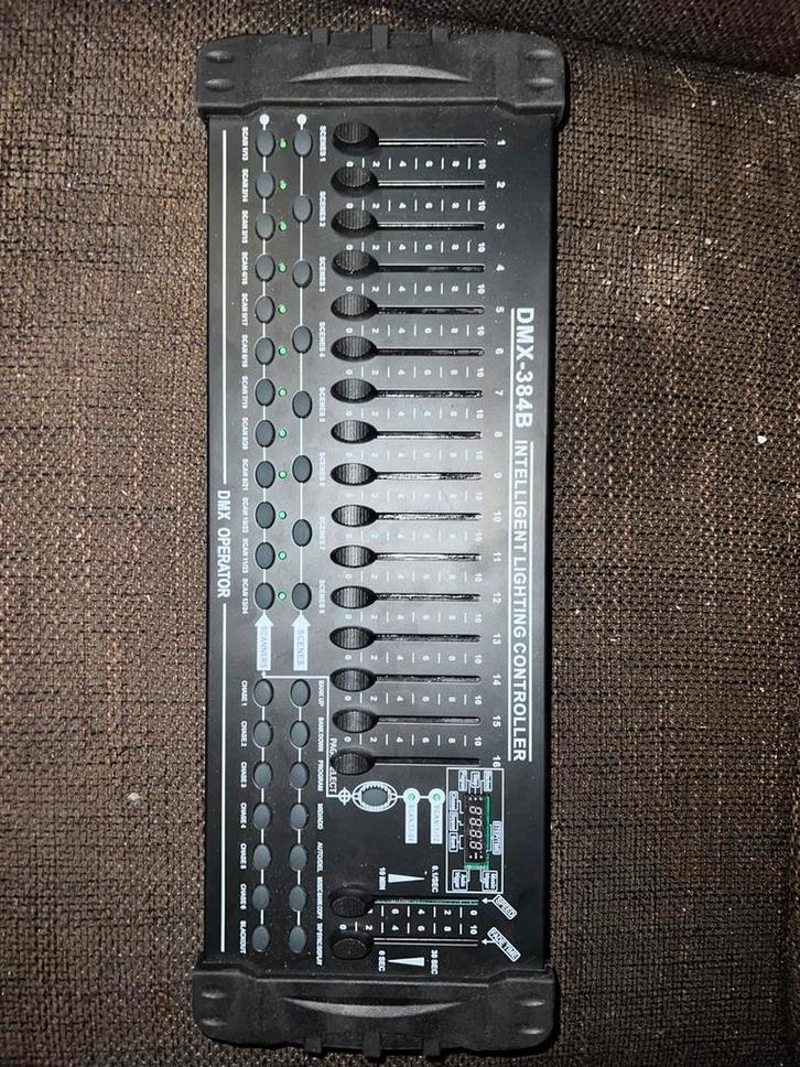 DMX 384 DMX lichtcontroller, Muziek en Instrumenten, Licht en Laser, Zo goed als nieuw, Licht, Geluidgestuurd, Kleur, Stroboscoopeffect