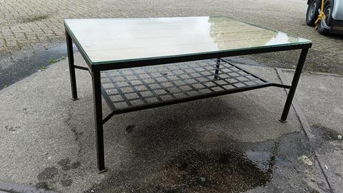 Salontafel zoekt nieuw avontuur – mét rekje voor je rommel!, Huis en Inrichting, Tafels | Salontafels, Zo goed als nieuw, 50 tot 75 cm